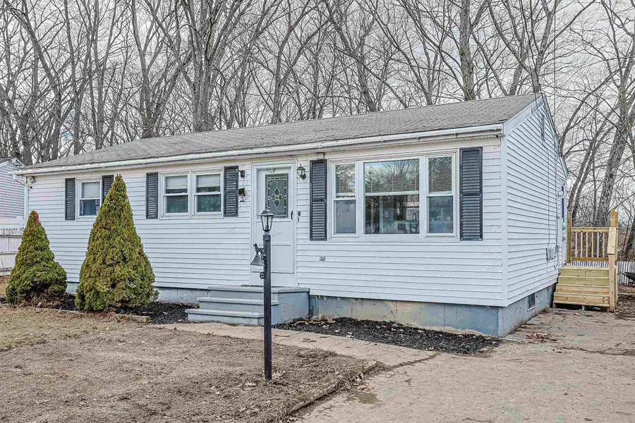 9 Oneida Circle, Nashua, NH 03060 - #3