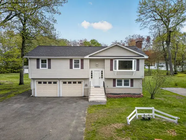27 Townsend Avenue, Salem, NH 03079
