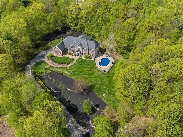 25 Ellison Drive, Bedford, NH 03110