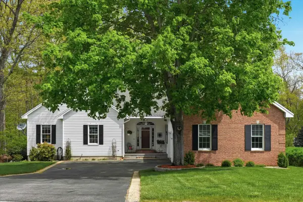 17 Village Drive, Atkinson, NH 03811-2111