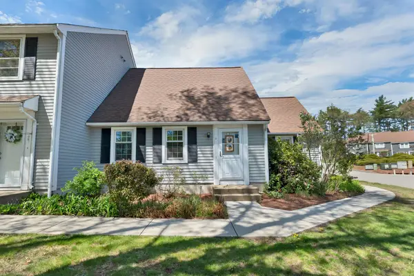 2 Aspen Lane #166, Merrimack, NH 03054