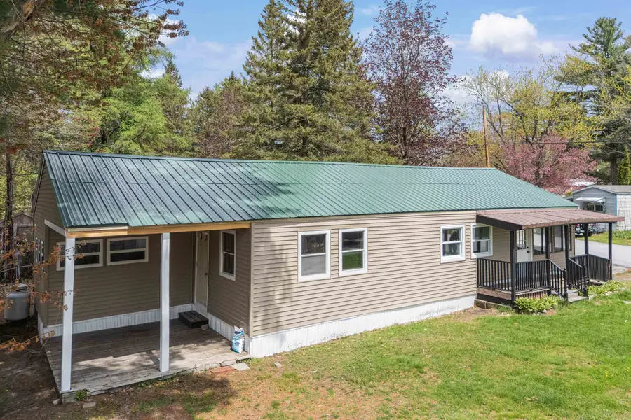 8 Dart Street, Hooksett, NH 03106 - #3
