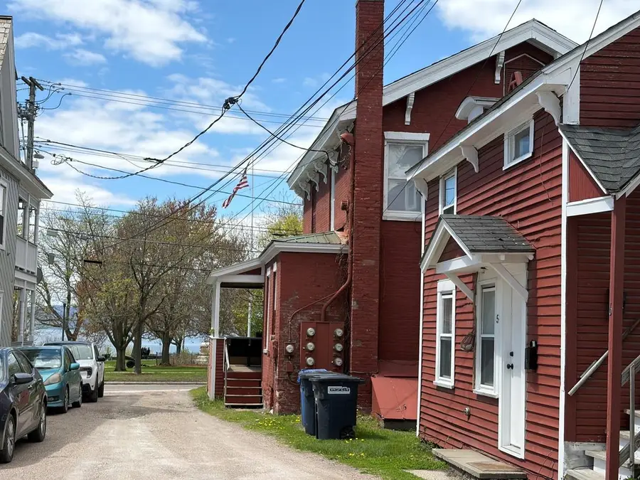 18 Park Street, Burlington, VT 05401 - #2