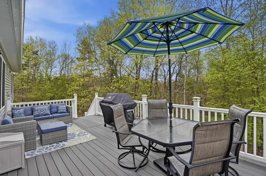 4 Mulligan Way #19, Kingston, NH 03848 - #2