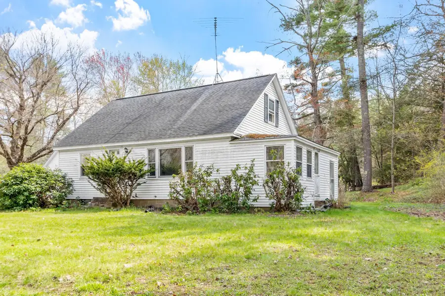 94 Amherst Street, Merrimack, NH 03054 - #3