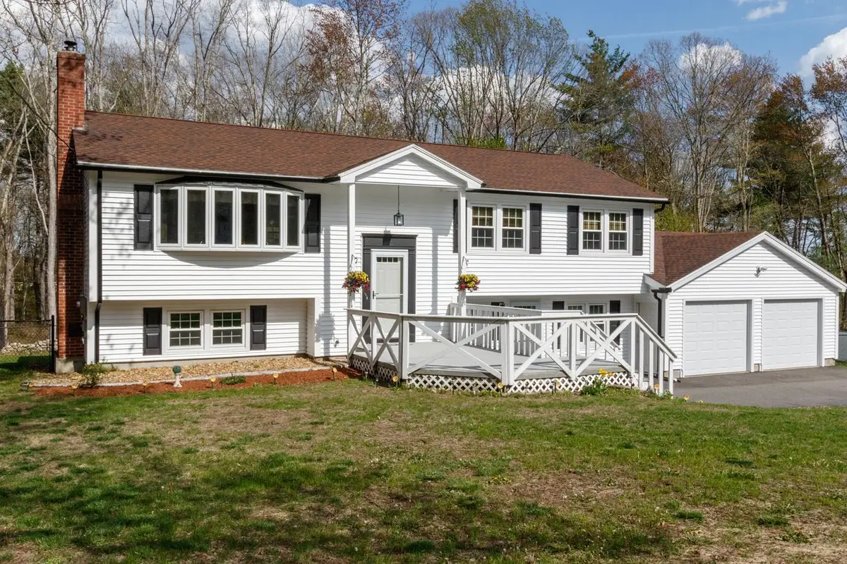 11 Mathew Drive, Merrimack, NH 03054 - #1