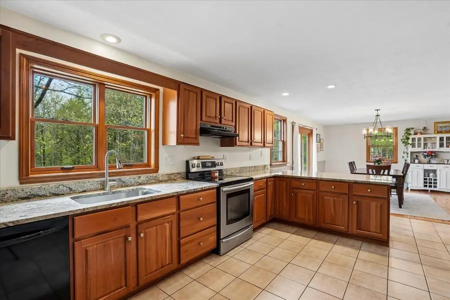 35 Haynes Road, Deerfield, NH 03037 - #2