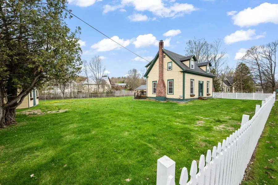 7 Pleasant Street, Lancaster, NH 03584 - #3
