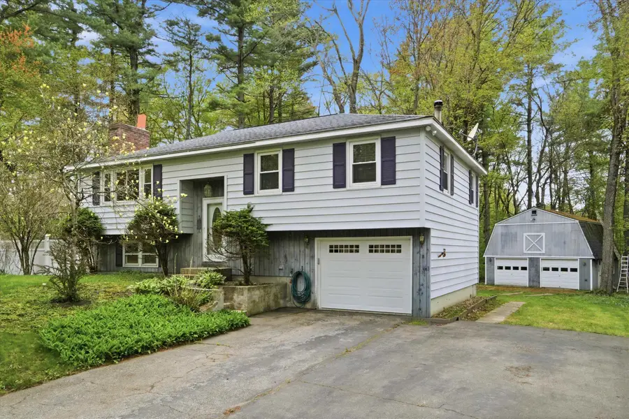 4 Timothy Lane, Hudson, NH 03051 - #2