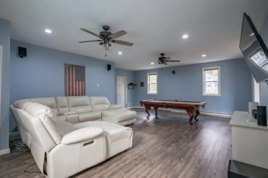 16 Sarah Drive, Merrimack, NH 03054 - #3