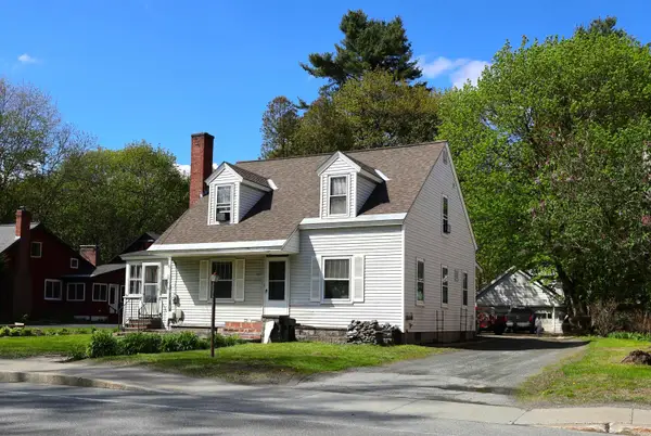 427 Maple Street, Hartford, VT 05001