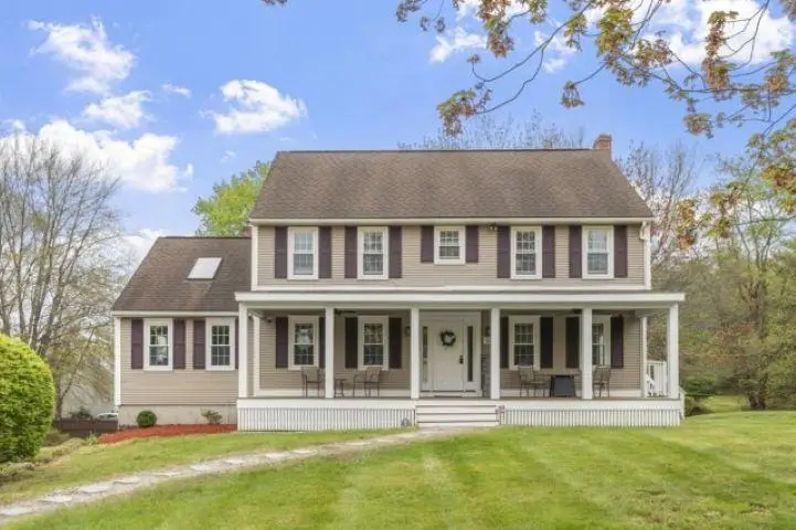 32 Amberwood Drive, Atkinson, NH 03811 - #2