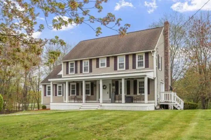 32 Amberwood Drive, Atkinson, NH 03811 - #3