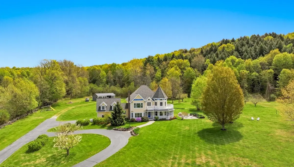 302 Ledge Hill Drive, Georgia, VT 05478 - #1
