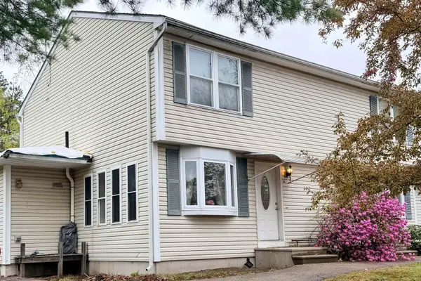 3 Kerri Lane #A, Hooksett, NH 03106