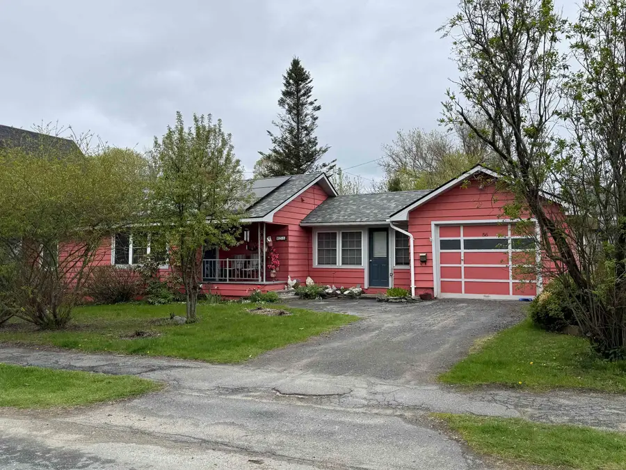 56 Emerson Street, Saint Johnsbury, VT 05819 - #2