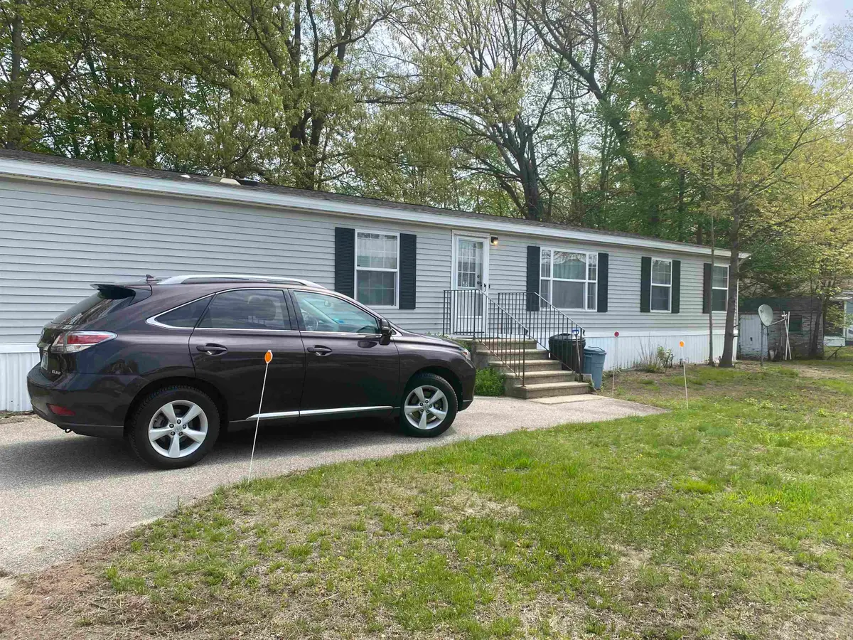 30 Stacey Avenue, Seabrook, NH 03874 - #1