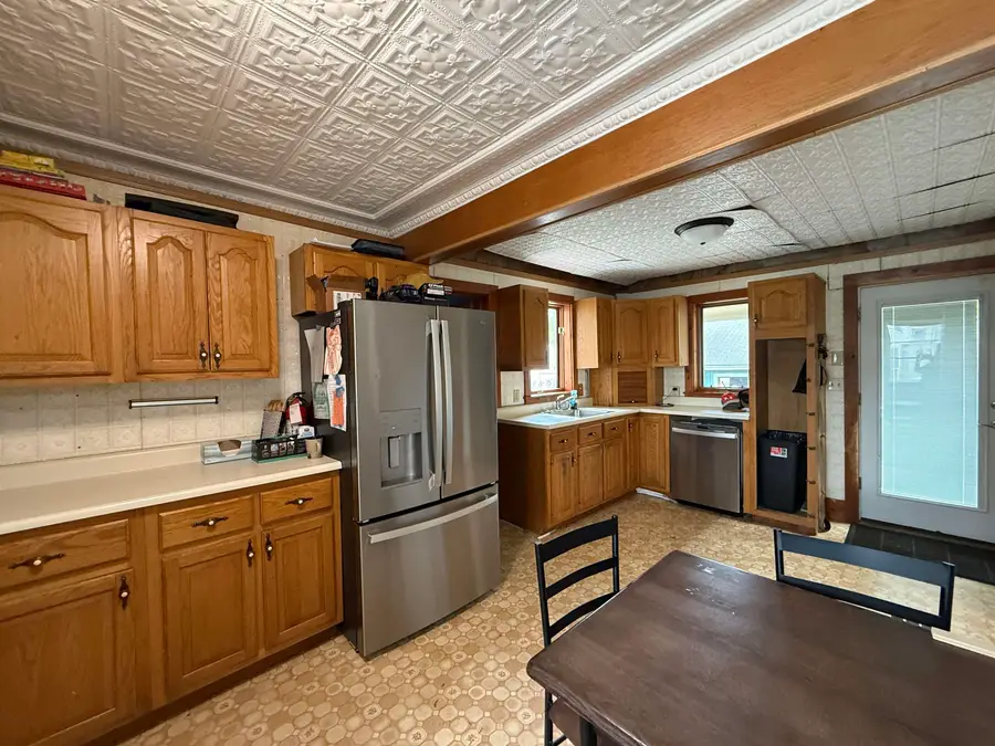 4 Skinner Street, Claremont, NH 03743 - #2