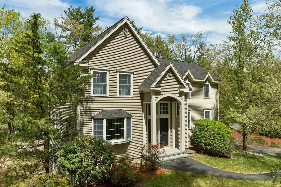 281 New Boston Road, Bedford, NH 03110 - #2