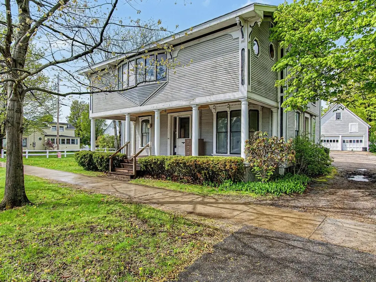 28 West Street, Bristol, VT 05443 - #1