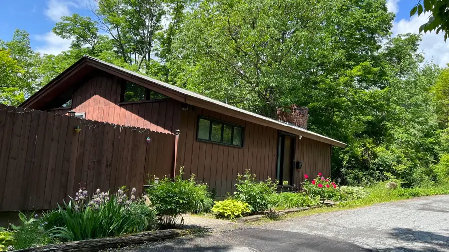 37 Highland Avenue, Saint Johnsbury, VT 05819 - #2