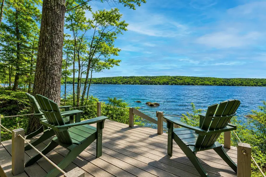 986 Lakeshore Drive, New London, NH 03257 - #3
