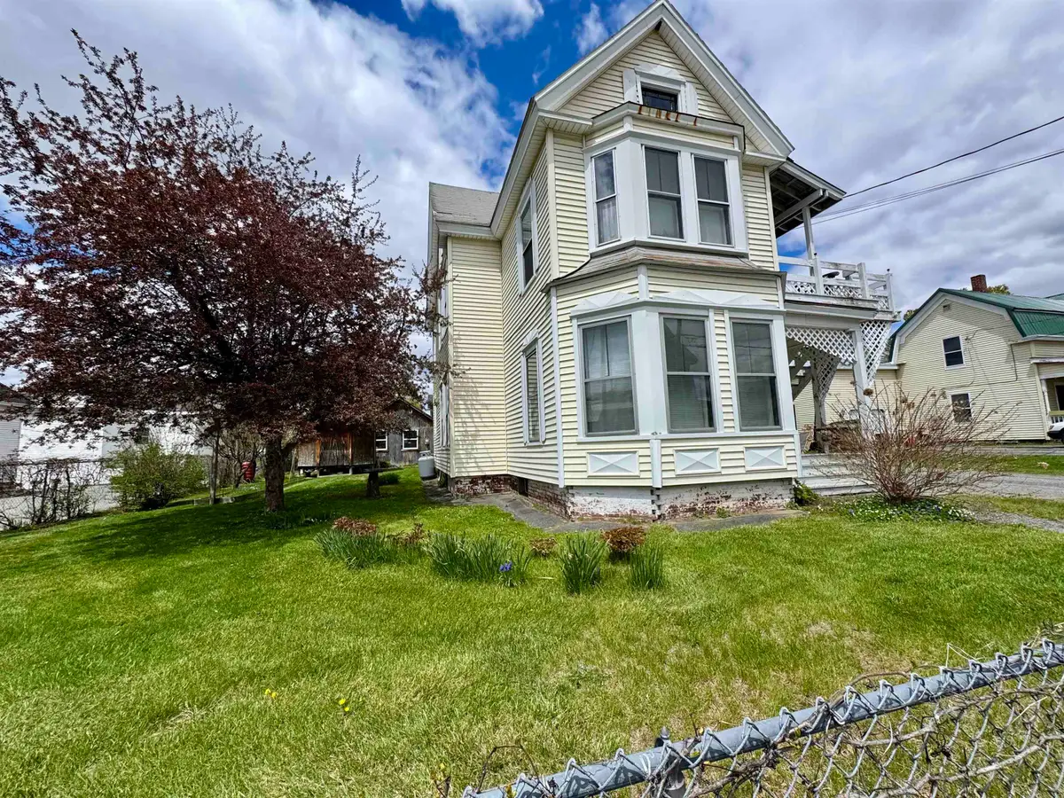 11 Pine Street, Woodsville, NH 03785 - #1