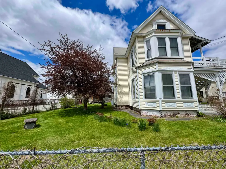 11 Pine Street, Woodsville, NH 03785 - #2