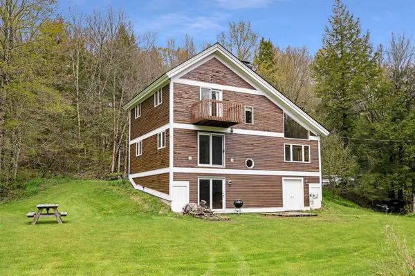 209 County Farm Road, Cambridge, VT 05444