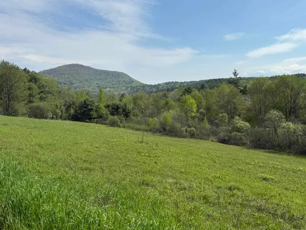 17-20 Orfordville Road, Orford, NH 03777