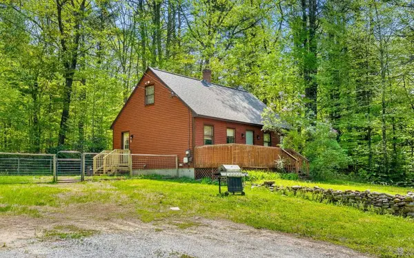 16 Dels Road, Weare, NH 03281