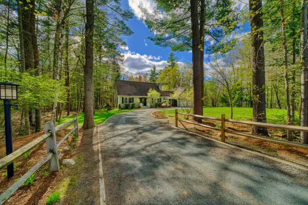 22 Pine Ridge Road, Sunapee, NH 03782