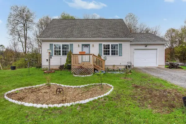 51 Meadow Brook Lane, Fletcher, VT 05444