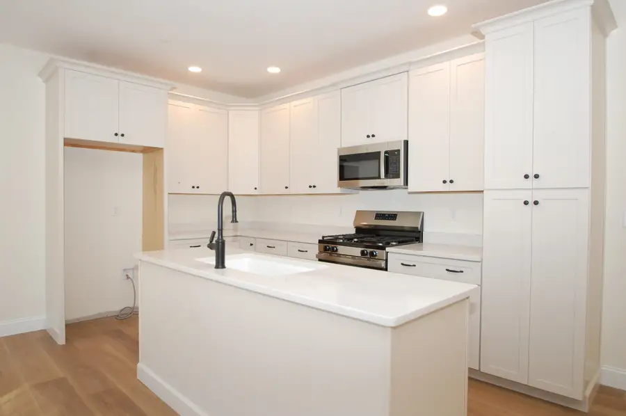3B Dearborn Circle, Goffstown, NH 03045 - #2