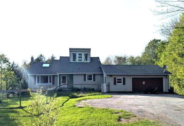 153 Trombley Hill Road, Hyde Park, VT 05655