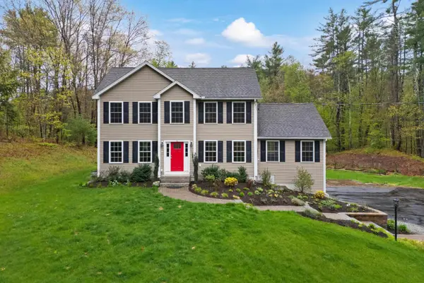 10 Wood Circle, Goffstown, NH 03045