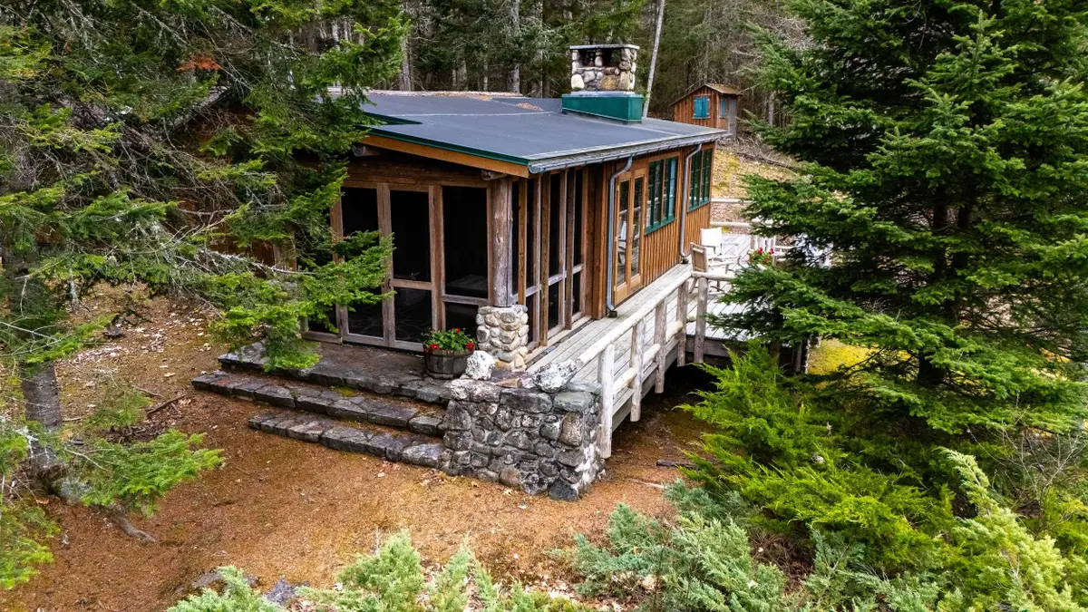 36 Mountain Road, Dalton, NH 03598 - #1
