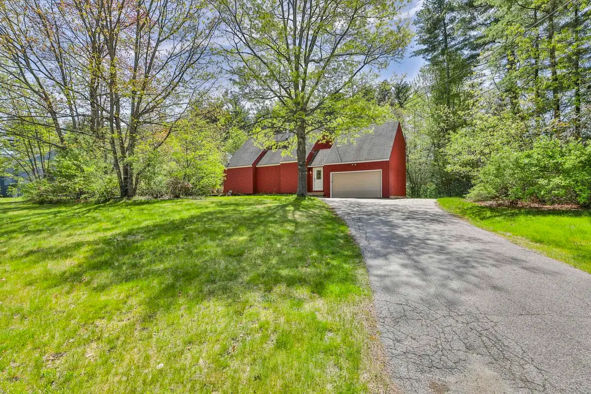 21 St Laurent Drive, Hudson, NH 03051 - #1