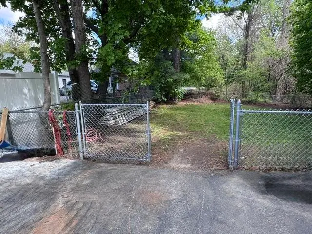 721 Blossom Street, Fitchburg, MA 01420 - #3