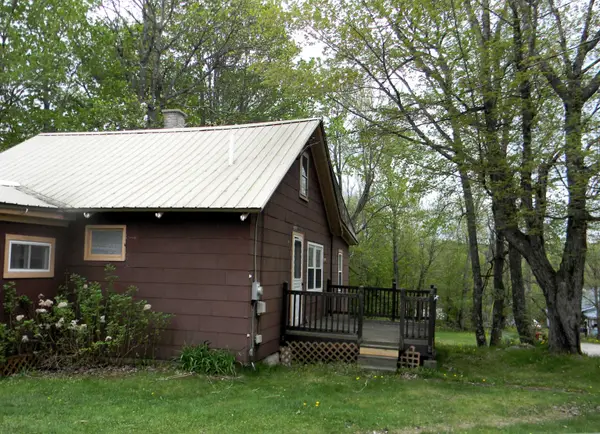 13 Fiske Street, Northumberland, NH 03582