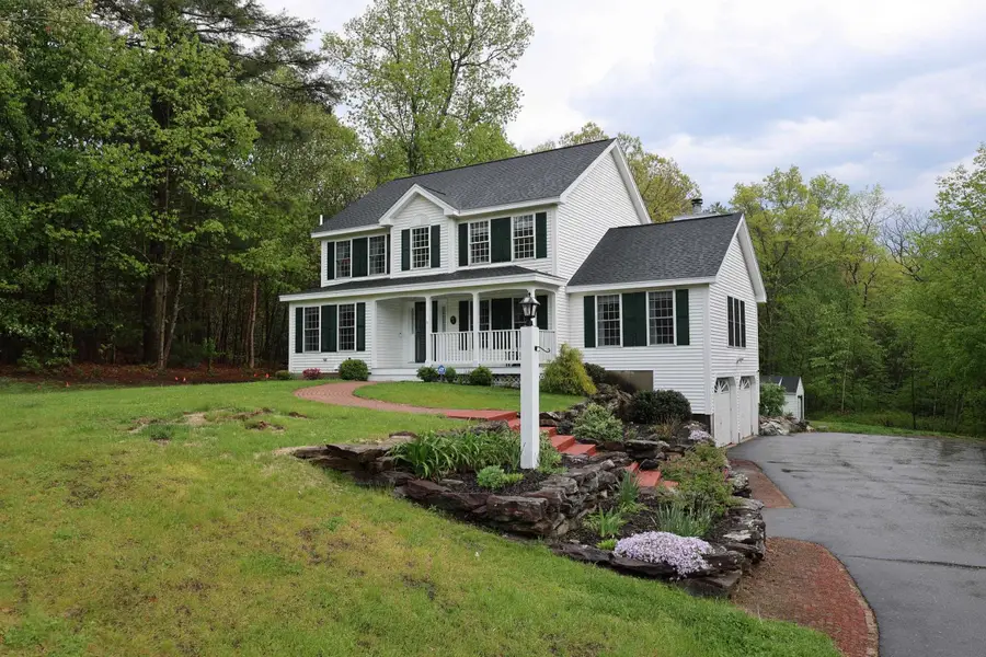 19 Burgess Drive, Litchfield, NH 03052 - #2