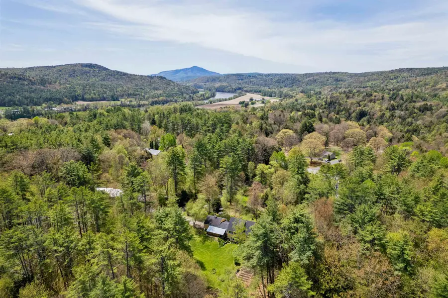 71 Old Oak Lane, Hartland, VT 05048 - #2