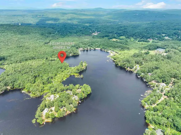 4 Clark Island Road, Amherst, NH 03031