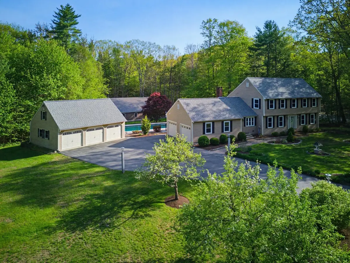 17 Dudley Road, Brentwood, NH 03833 - #1