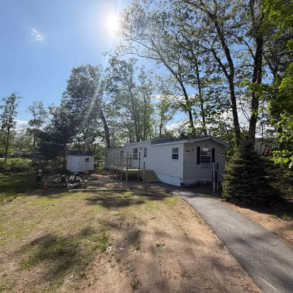 25 Riverview Drive, Rochester, NH 03867