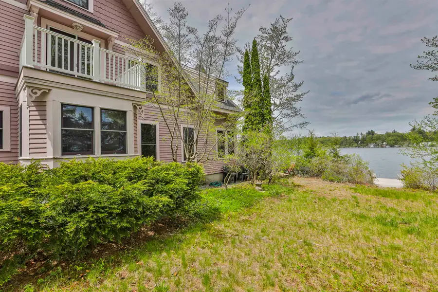 34 Baker Avenue, Deerfield, NH 03037 - #3