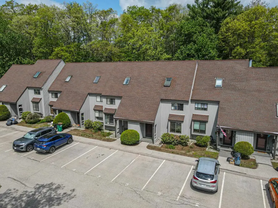 4 Harwich Court, Merrimack, NH 03054 - #2
