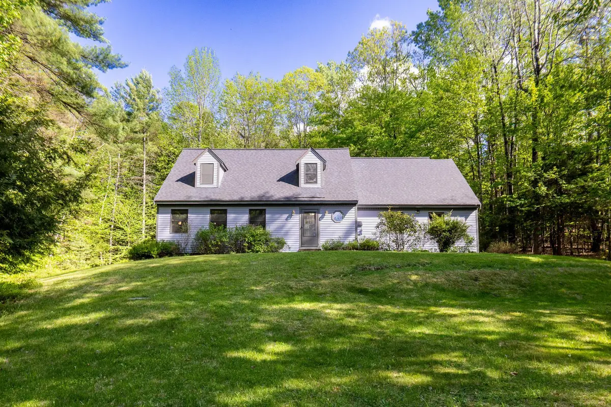 2 Carriage Lane, Hanover, NH 03755 - #1