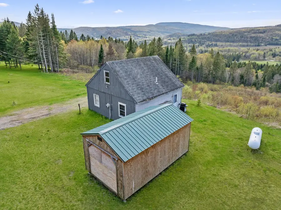 131 Daniel Beard Road, Pittsburg, NH 03592 - #3