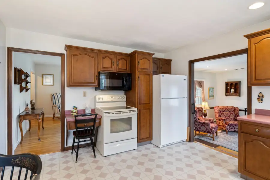 633 Fairfield Street, Manchester, NH 03104 - #3